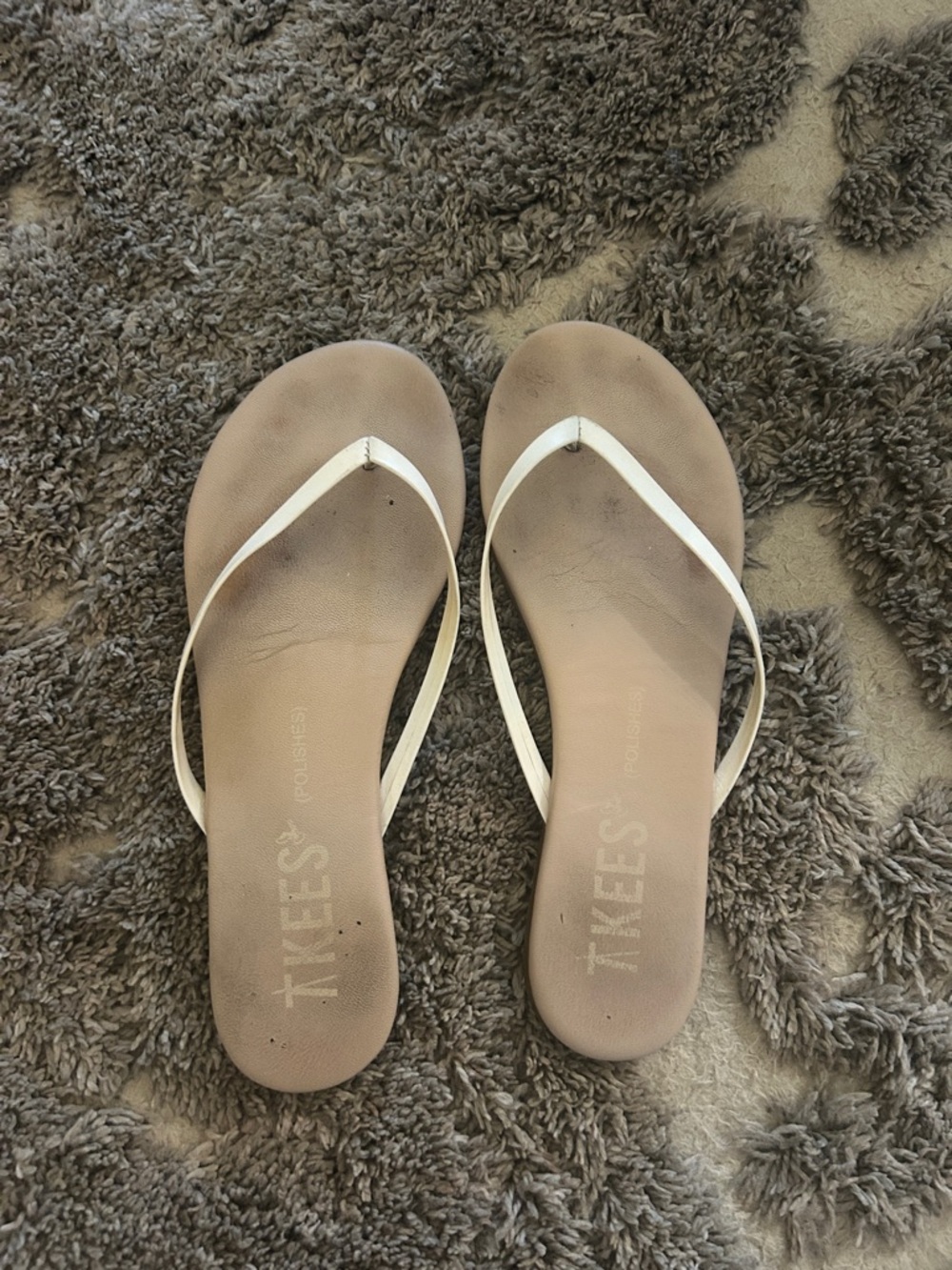 Tkees white flip flops/ thong sandals, size 8, good condition, smoke-free home - Picture 3 of 3